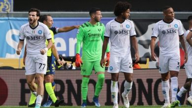 Kvicha Kvaratskhelia Napoli Verona celebrate